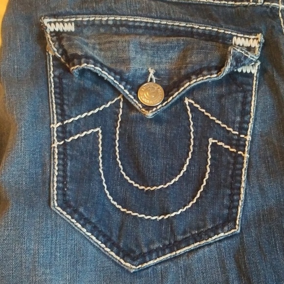 Men's True Religion Jeans - Picture 2 of 3